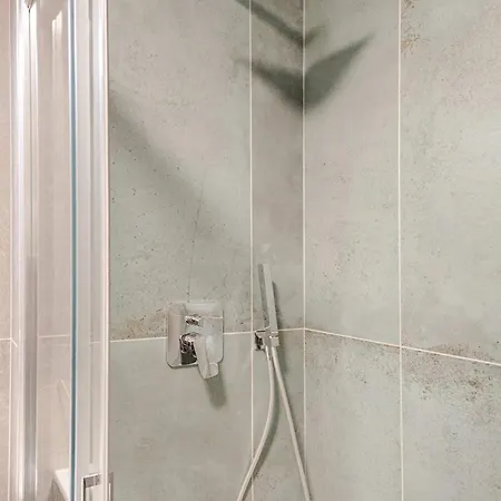 Giannone Design Loft - Arco Della Pace, Sempione Park Apartment *